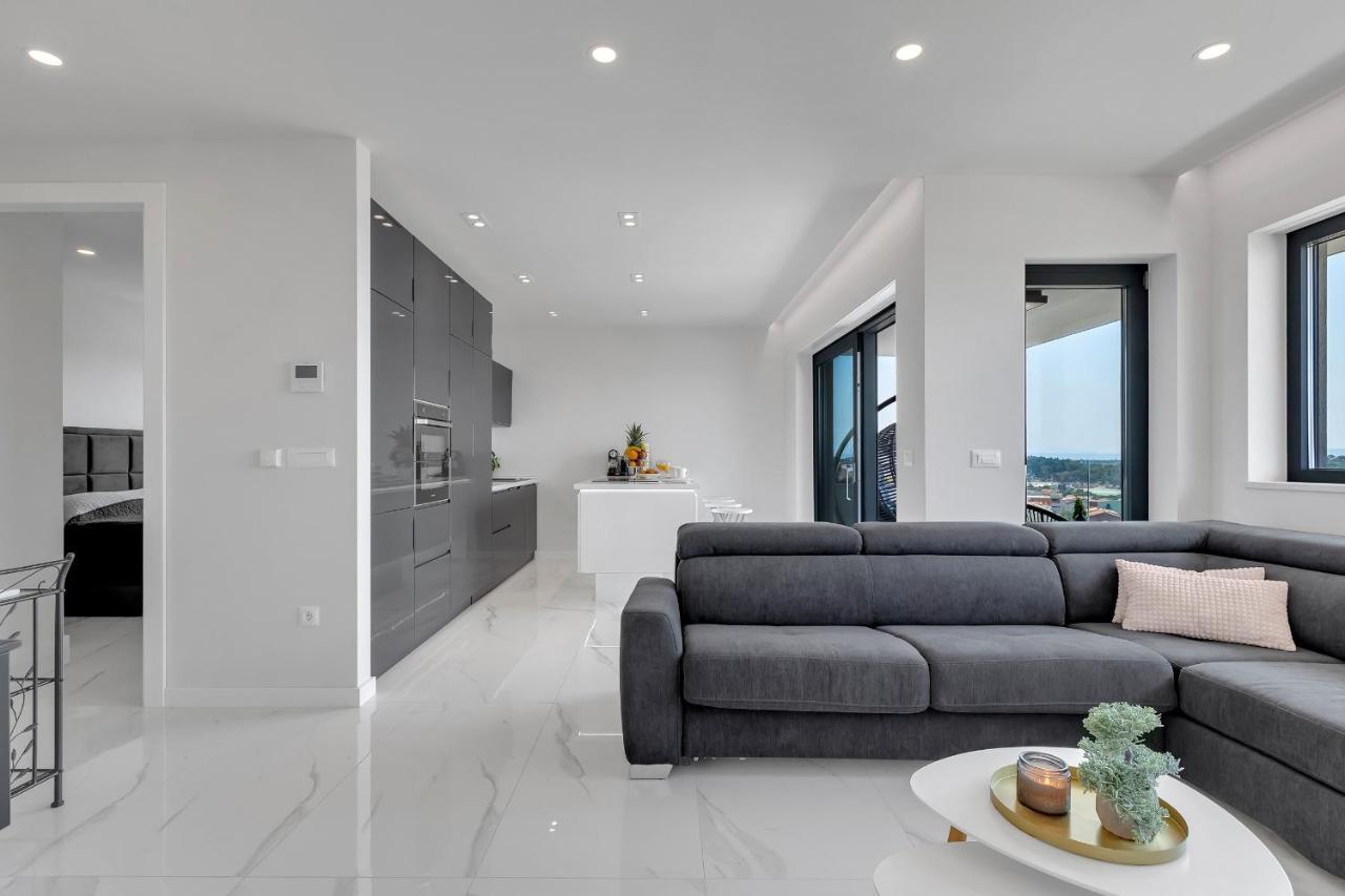 Appartement Luxury Seaview Dzenan